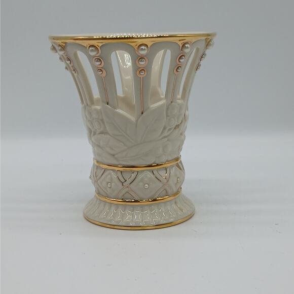 Lenox Illuminations Florentine and Pearl Trumpet Votive Candle Holder - Picture 2 of 9